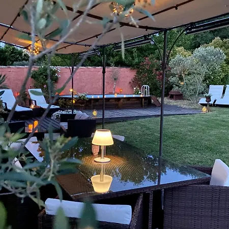 La Maison De Nanouche Guest house *