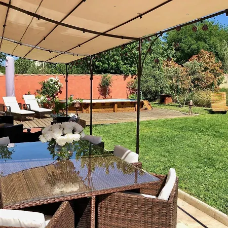 La Maison De Nanouche Guest house